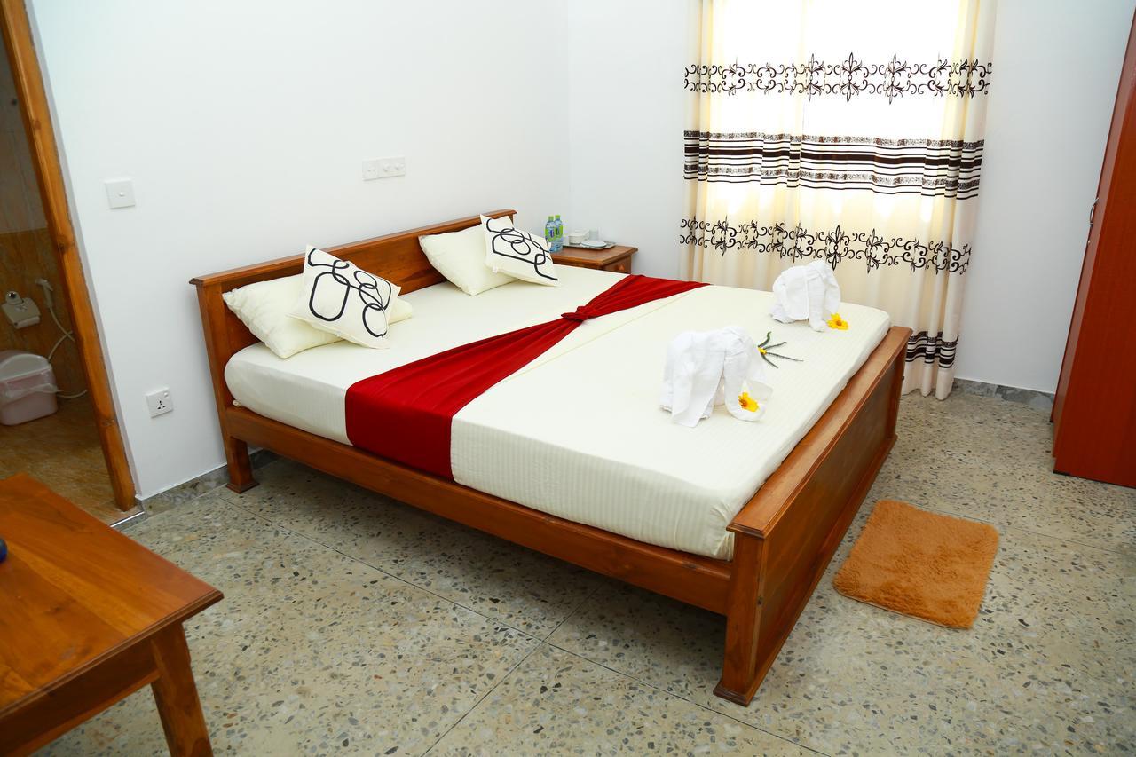 Muthu Resort & Restaurant Тангалла Экстерьер фото