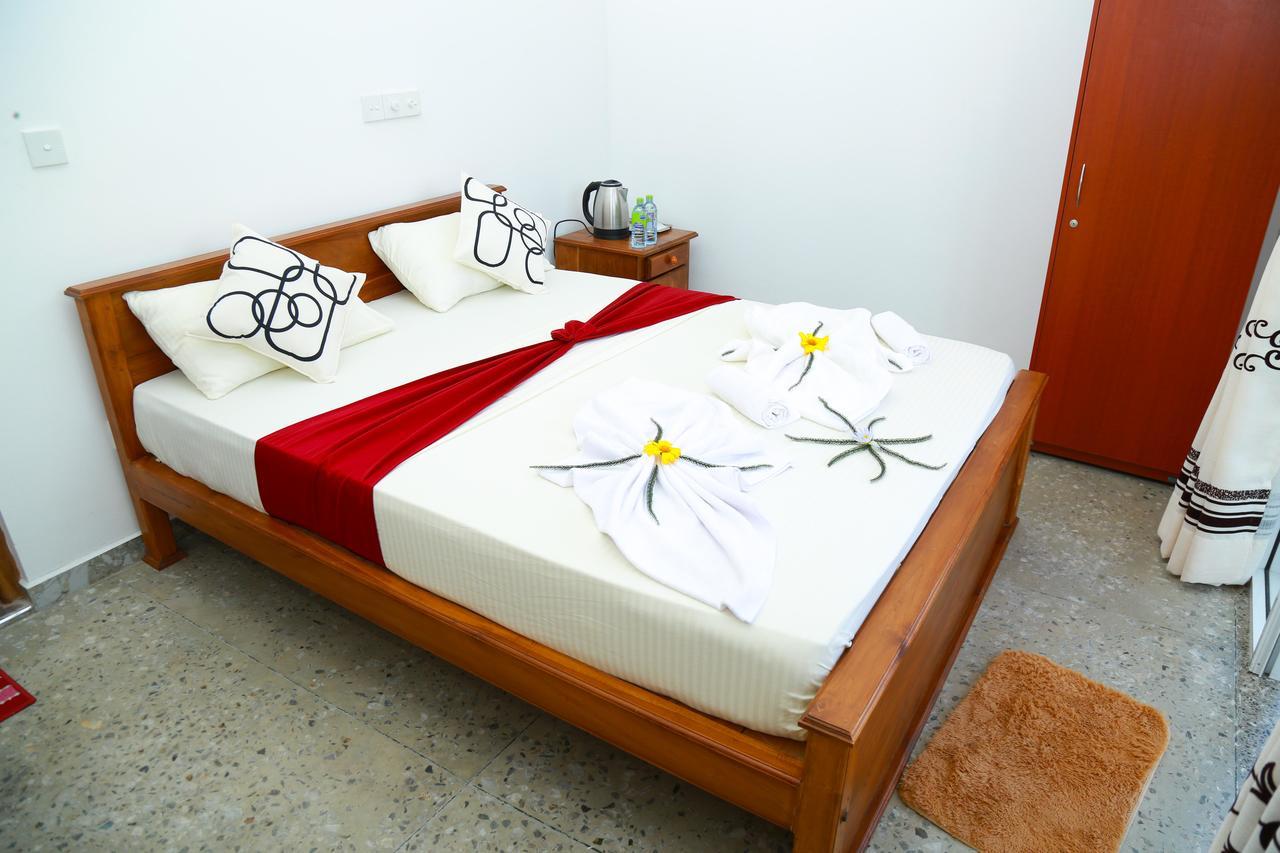 Muthu Resort & Restaurant Тангалла Экстерьер фото