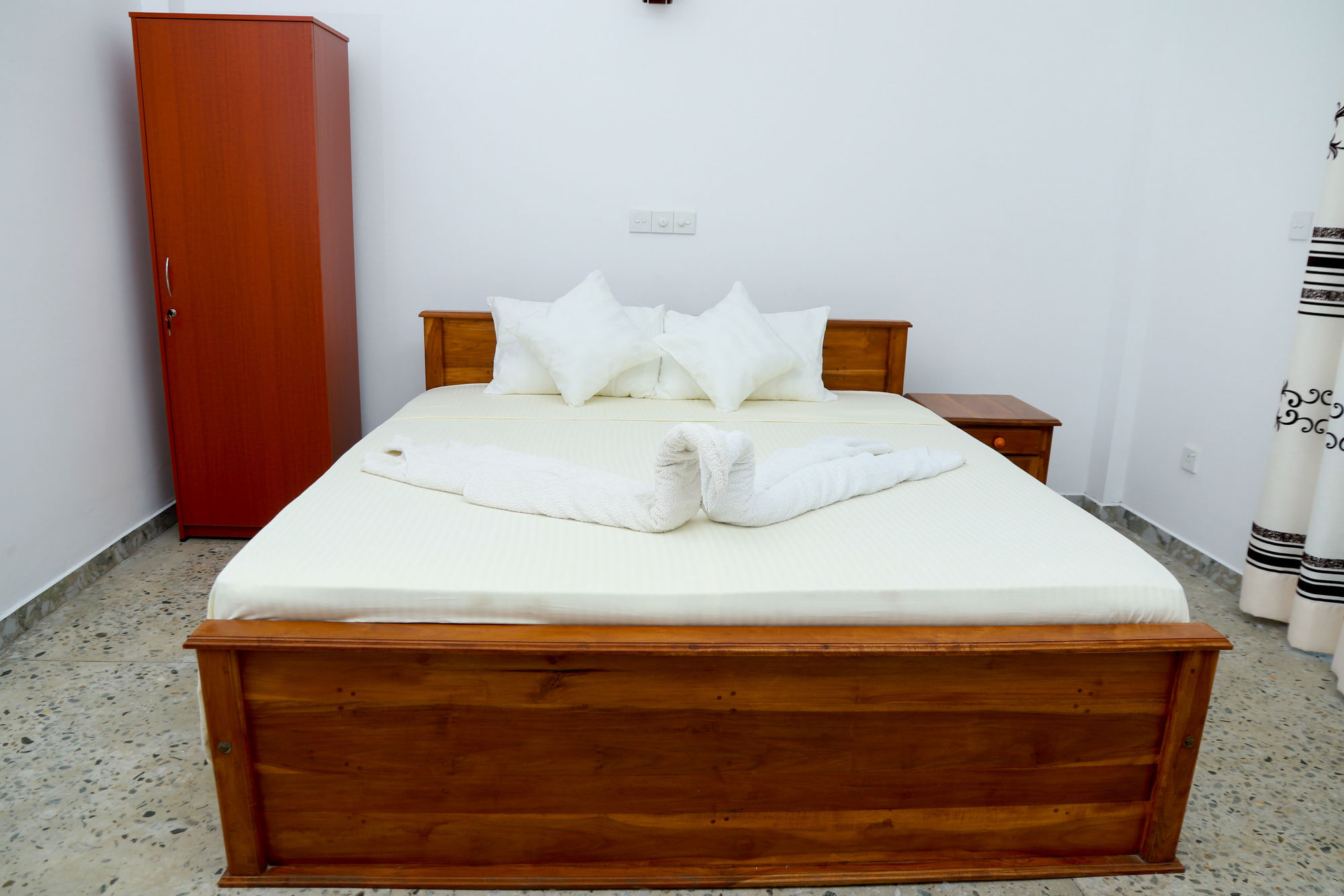 Muthu Resort & Restaurant Тангалла Экстерьер фото