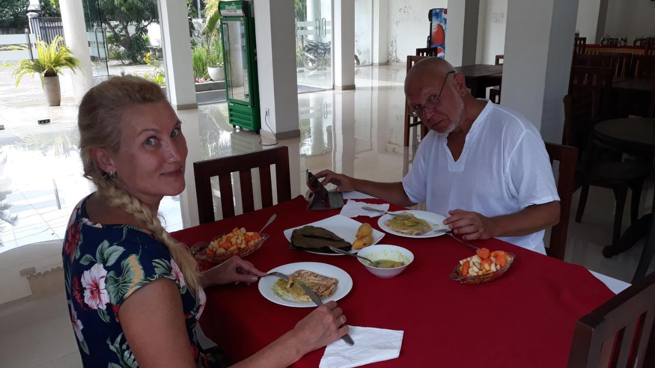 Muthu Resort & Restaurant Тангалла Экстерьер фото